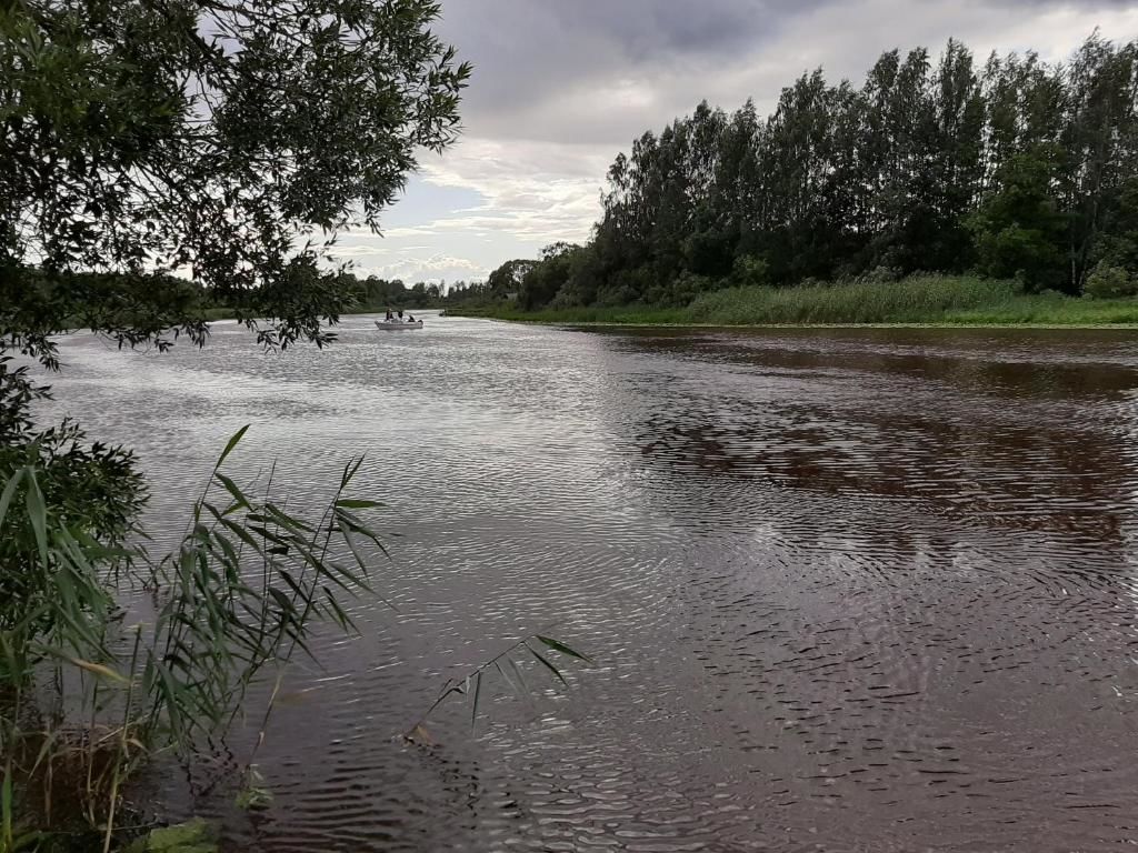 Дома для отпуска Emajõe puhkemaja Sarakuste